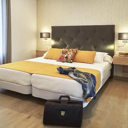 Boutique Aurora בית הארחה נרחה