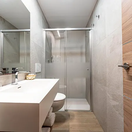 Konukevi Boutique Aurora 3*