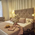 Boutique Aurora 3*